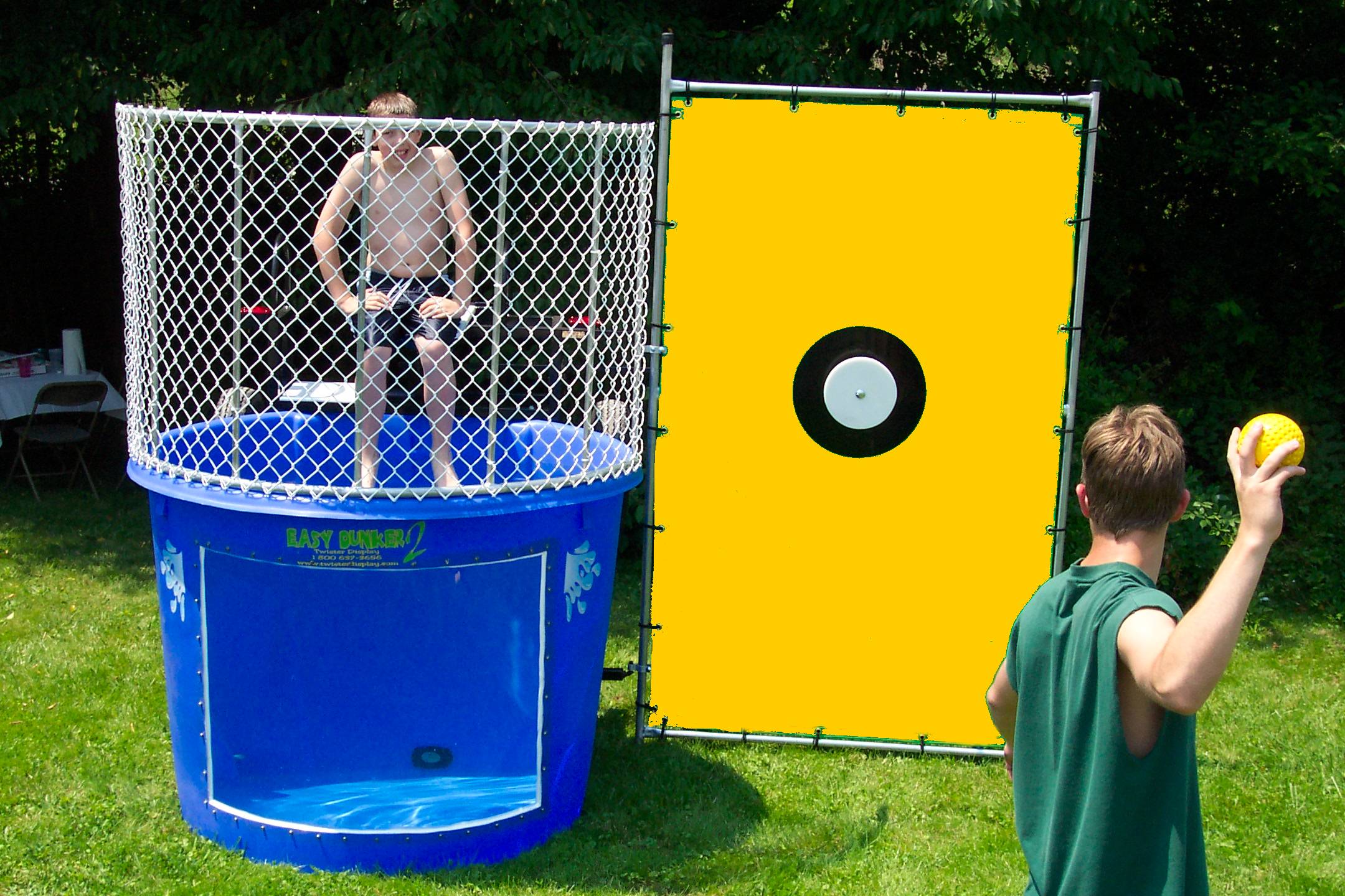 Slime dunk tank