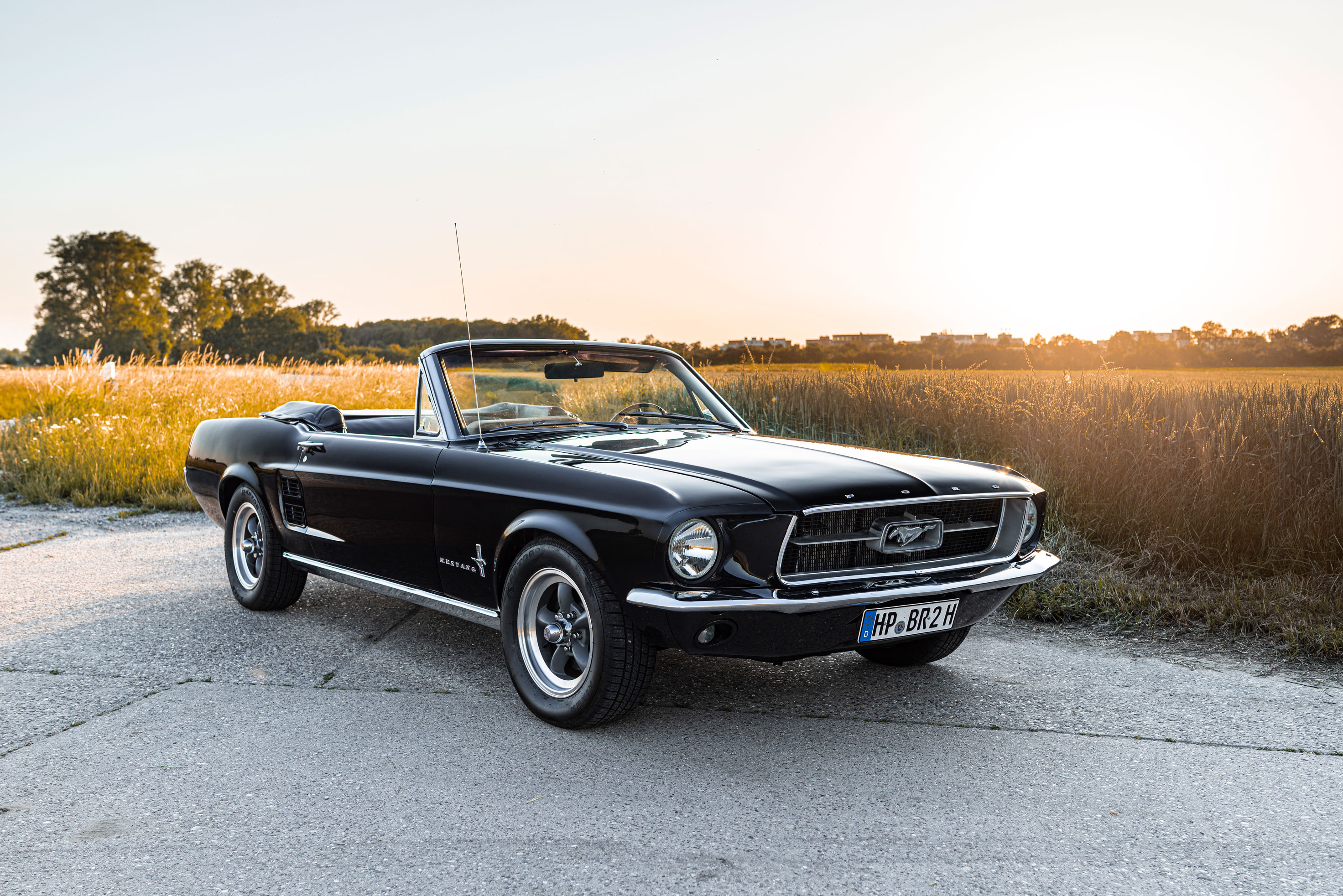 Ford Mustang Cabrio Hochzeitsfahrzeug, Hochzeitsfahrzeug ...